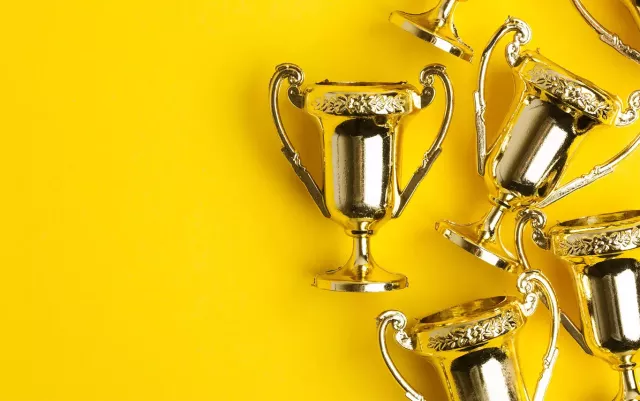 Sales Rewards: 5 Best Practices to Motivate Reps