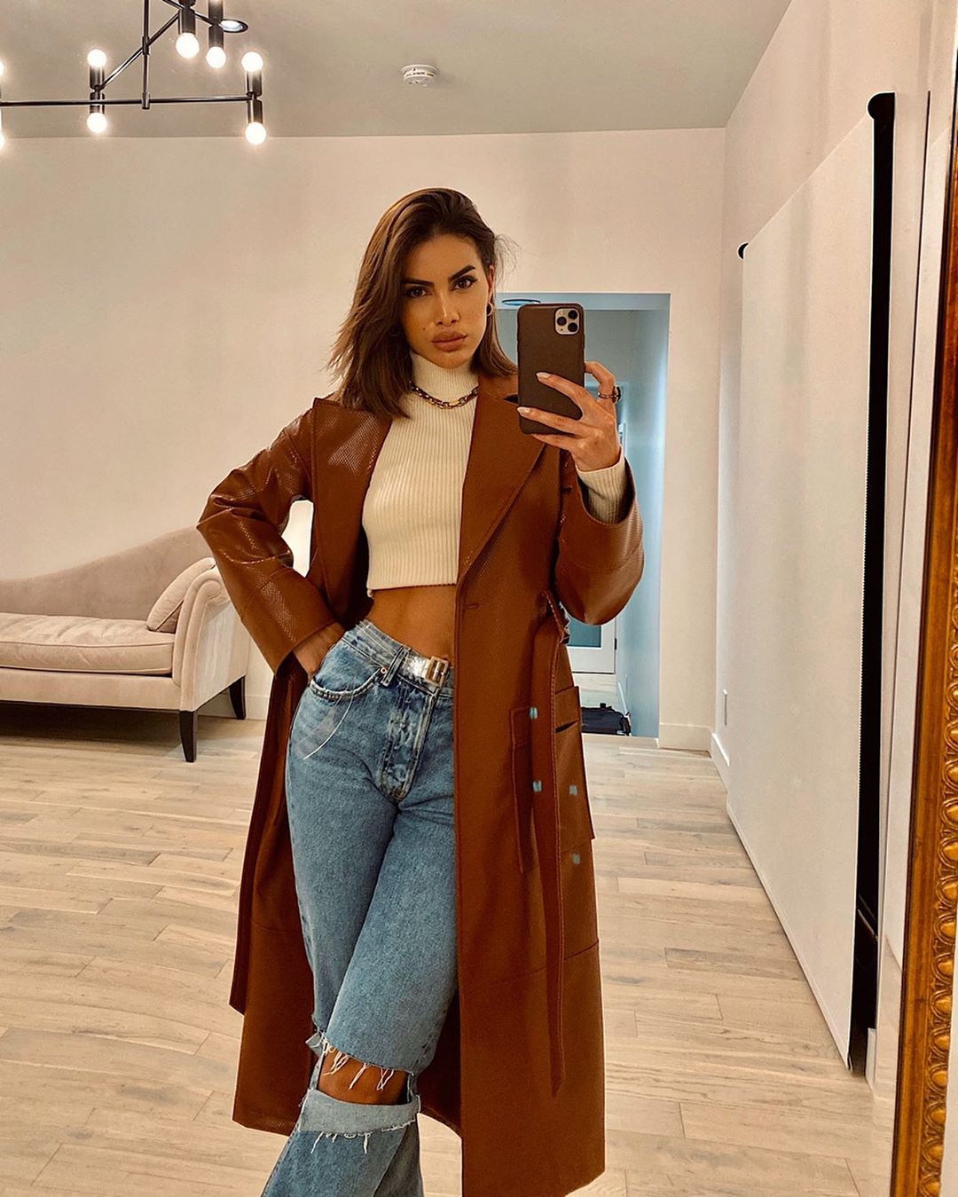 Accessory Spotlight: Oversize Chains Camila Coelho