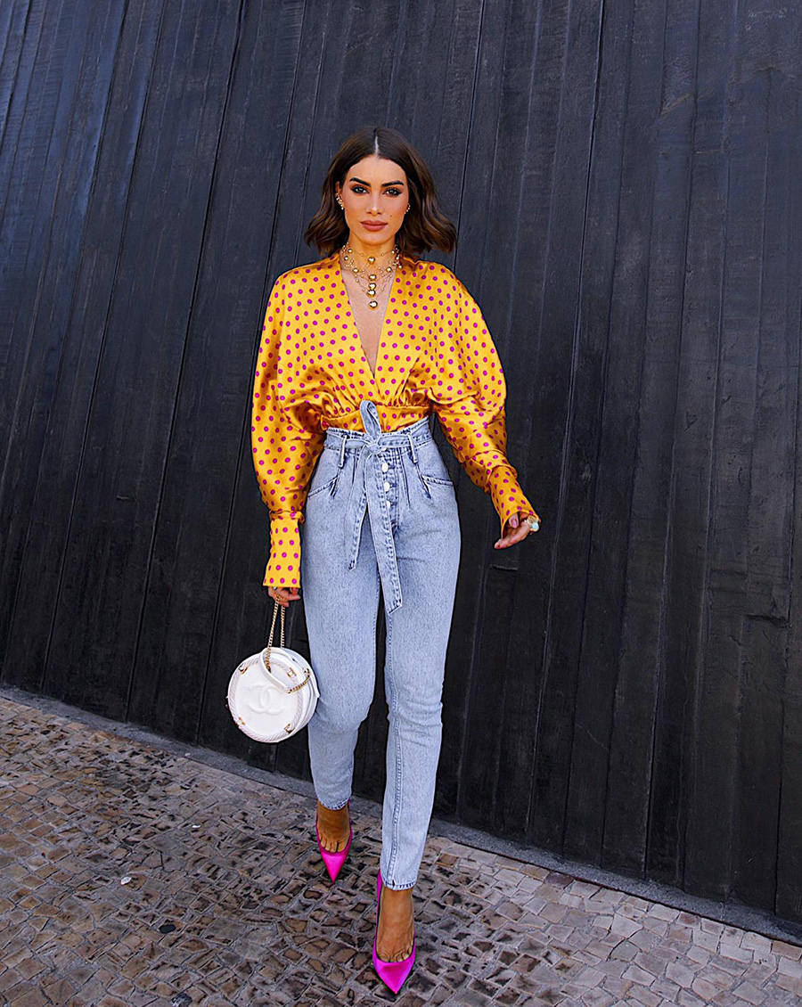 Look do Dia: Jeans e Camisa de Seda