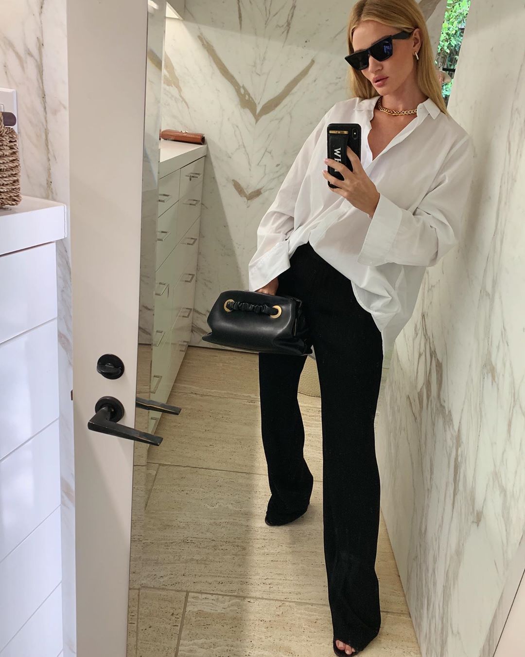 Accessory Spotlight: Oversize Chains Camila Coelho